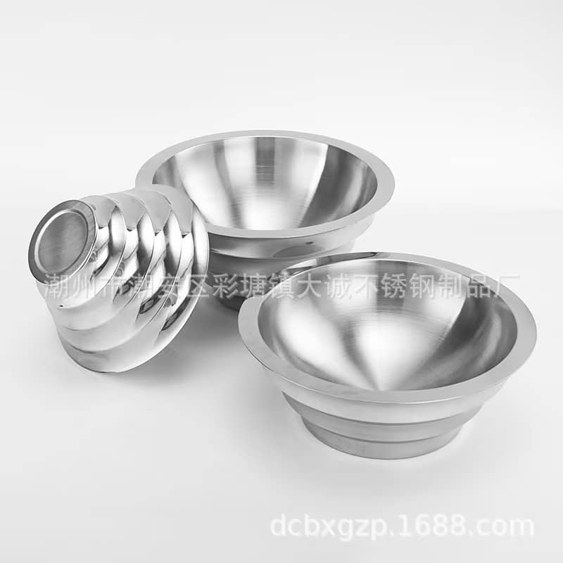 Stainless steel salad bowl