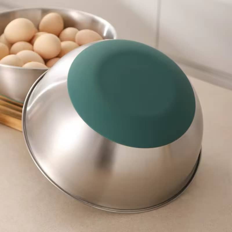 salad bowls (non-slip silicone base)